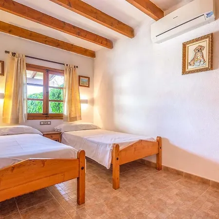 Vina Maria Villa *